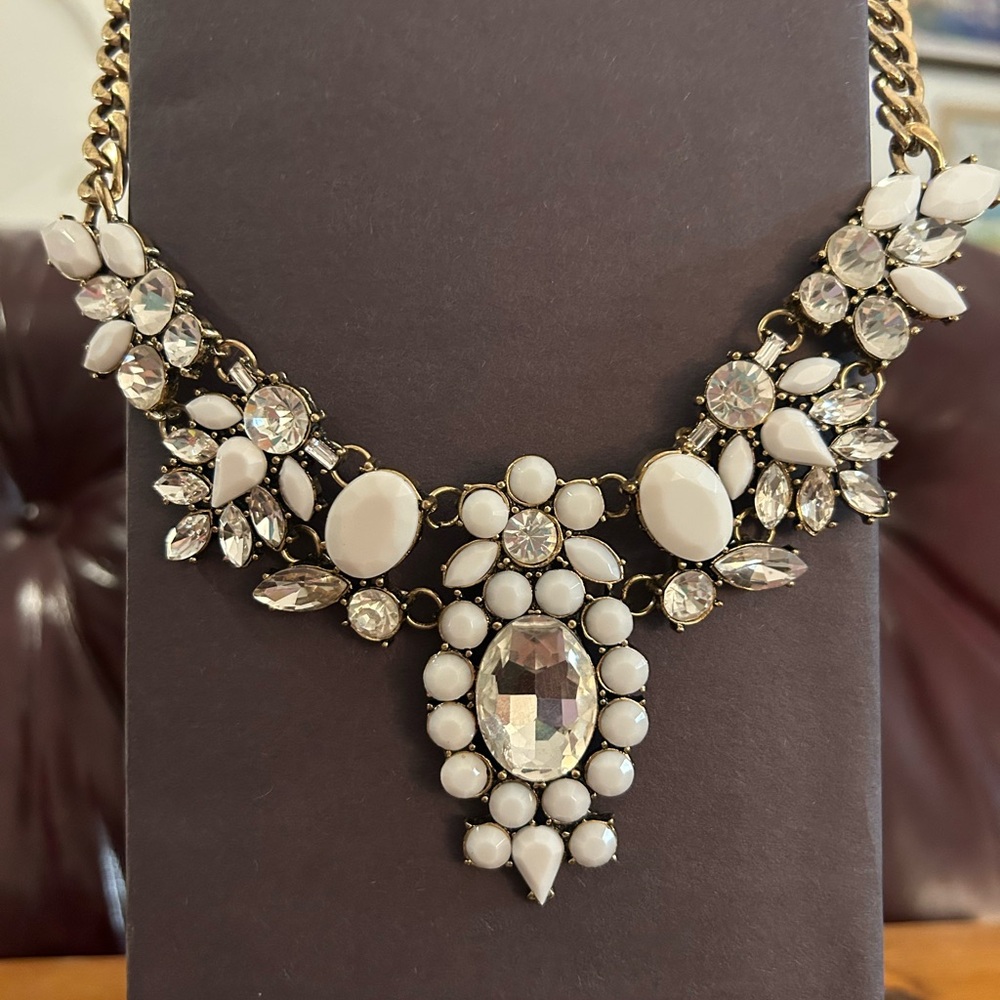 NWT Boston Proper White and Rhinestone Bridal Statement Necklace